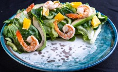 Салат со шпинатом и тигровой креветкой.jpg123